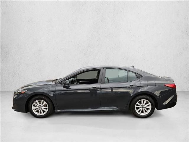 Used 2025 Toyota Camry LE FWD image 9