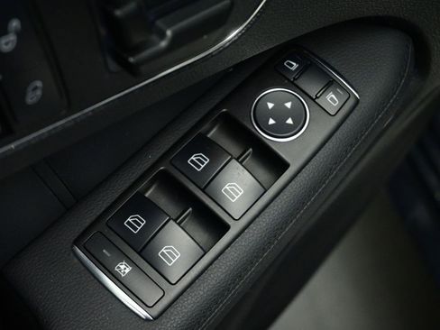 Used 2012 Mercedes-Benz E 350 4MATIC Sedan image 24