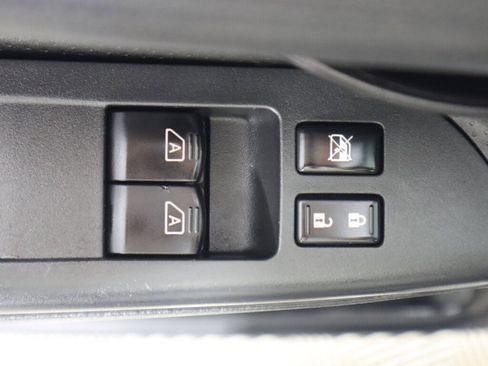 Used 2021 Nissan NV200 SV w/ Sliding Door Glass Package image 23