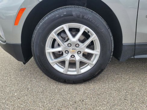Used 2024 Chevrolet Equinox LT FWD image 5