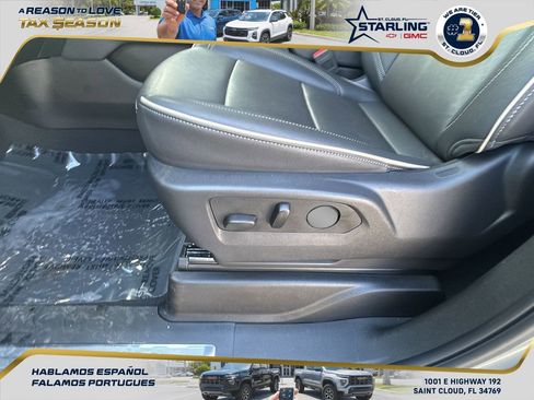 Certified 2025 Chevrolet Suburban Premier image 11