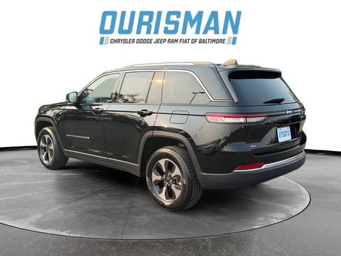 Used 2023 Jeep Grand Cherokee 4WD 4xe image 4