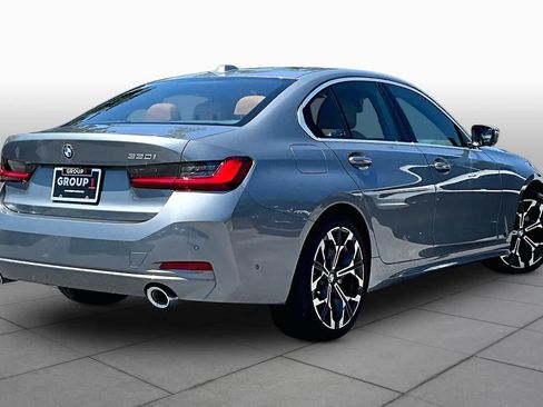 Used 2025 BMW 330i Sedan RWD image 12
