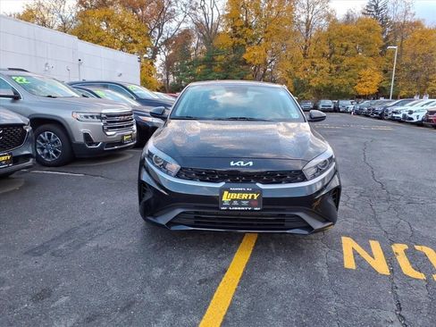 Certified 2023 Kia Forte LXS image 2