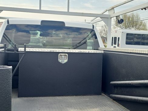 Used 2018 RAM 3500 Tradesman w/ Power & Remote Entry Group RWD image 10
