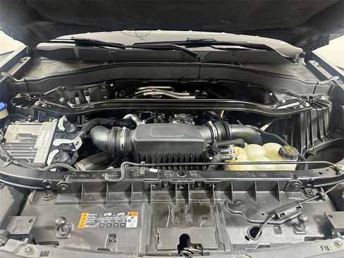 Used 2020 Ford Explorer ST w/ ST Street Pack image 8