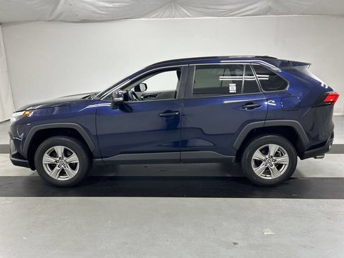 Used 2022 Toyota RAV4 XLE w/ Convenience Package AWD/4WD image 6