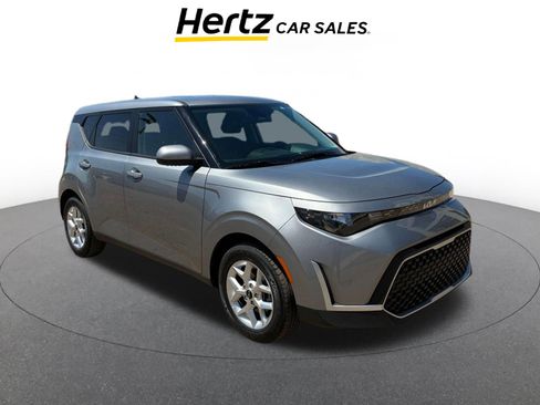 Used 2025 Kia Soul LX w/ LX Technology Package image 1