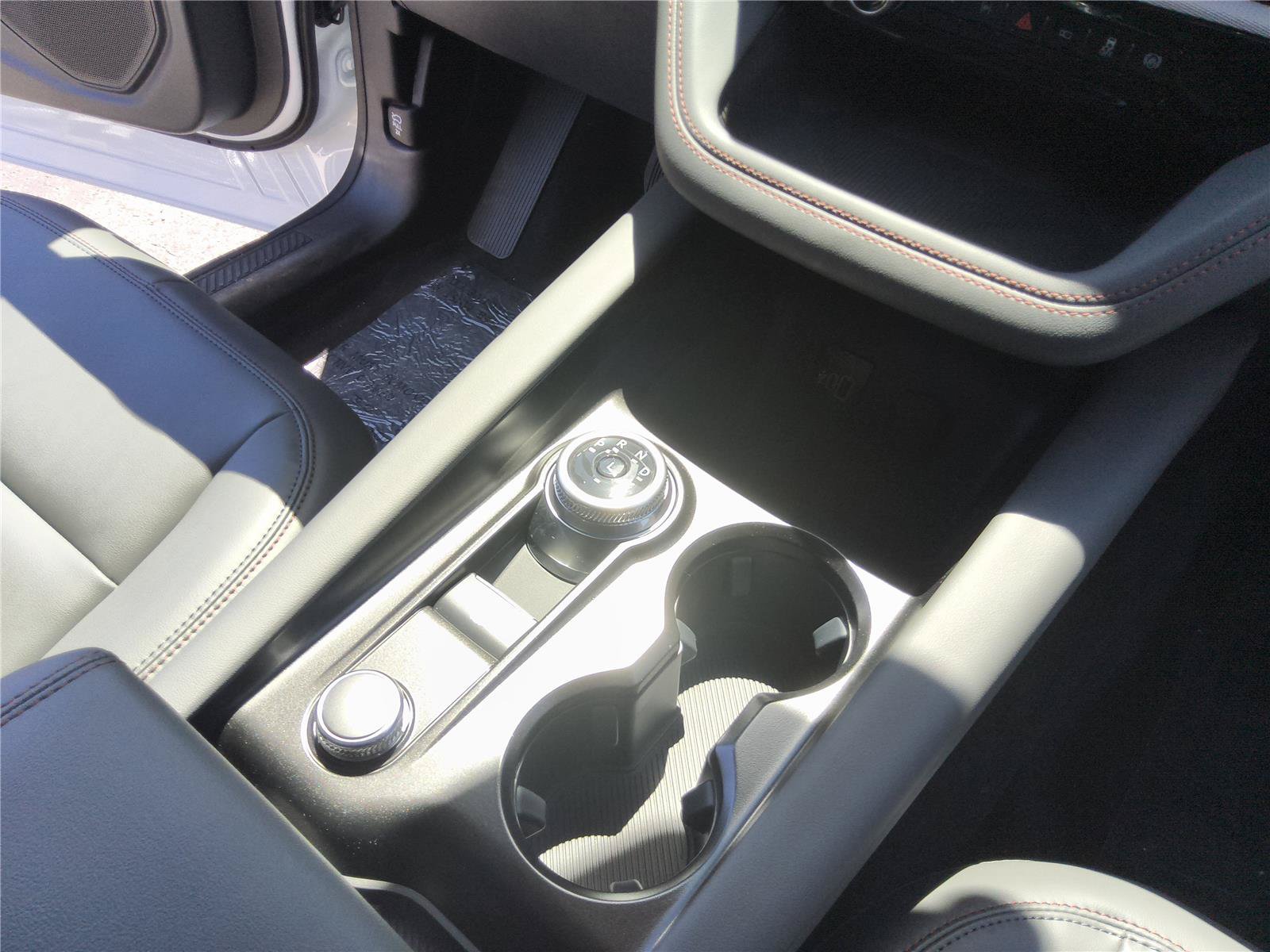 New 2026 Ford Explorer Active w/ Active Comfort Package RWD image 25