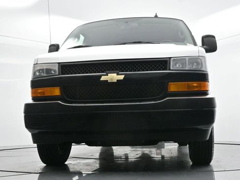 Used 2023 Chevrolet Express 2500 w/ Driver Convenience Package RWD image 43