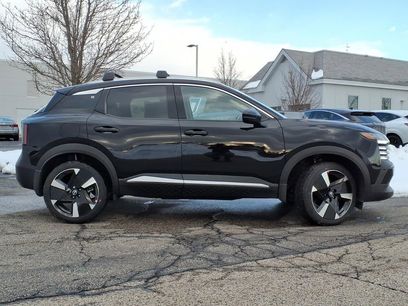 New 2026 Nissan Kicks SR w/ Cold Weather Package