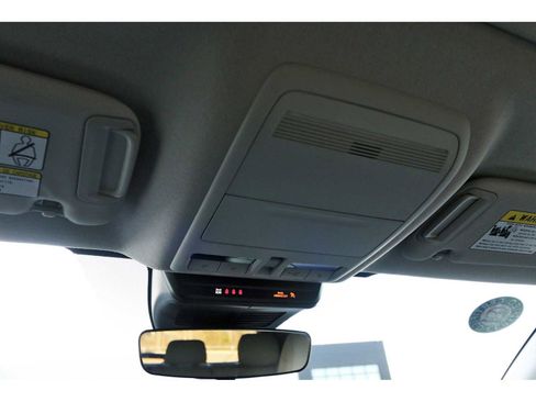 Certified 2025 MAZDA CX-30 AWD 2.5 S w/ Preferred Package image 21