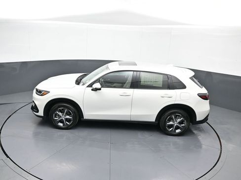 Used 2024 Honda HR-V EX-L image 40