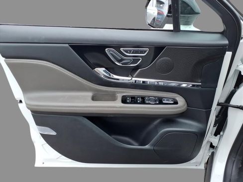 New 2026 Lincoln Corsair Grand Touring AWD/4WD image 16