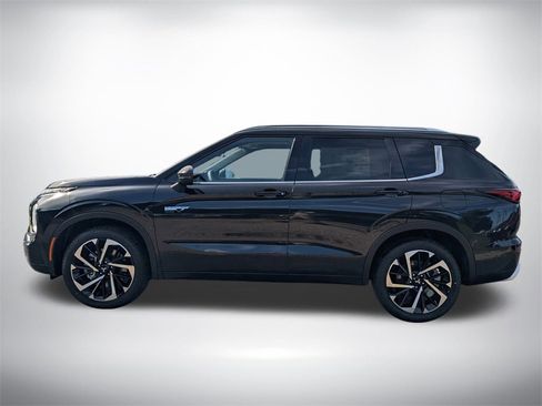 New 2025 Mitsubishi Outlander SEL image 7
