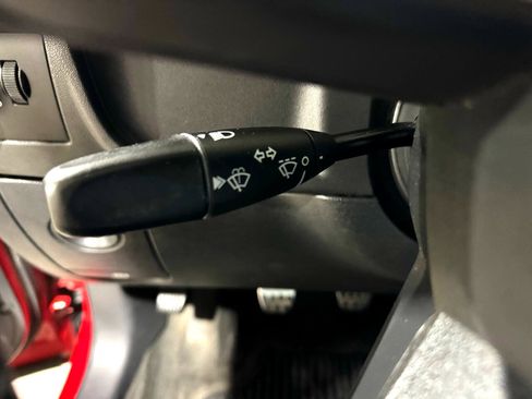 Used 2009 Dodge Challenger SRT8 w/ SRT Option Group II image 33