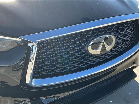 Certified 2025 INFINITI QX50 Luxe image 38