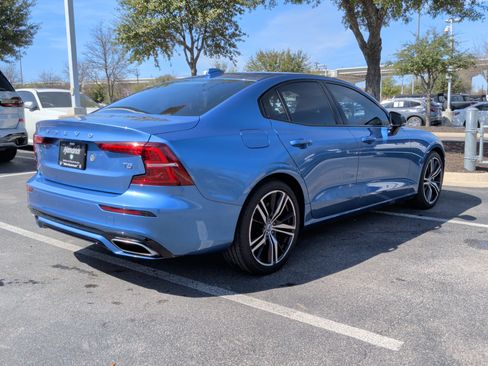 Used 2021 Volvo S60 T5 R-Design image 7