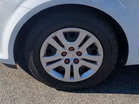 Used 2020 Chevrolet Sonic LT image 17