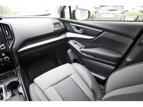 Certified 2022 Subaru Ascent Onyx Edition AWD/4WD image 10