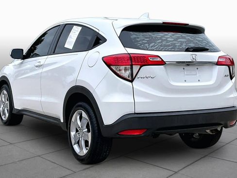 Certified 2021 Honda HR-V LX image 12