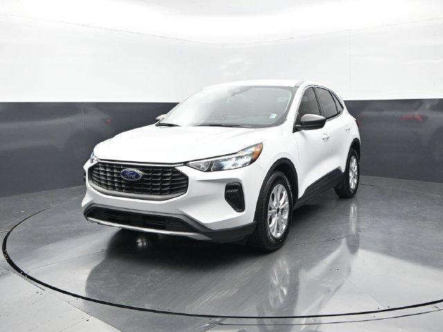 Used 2023 Ford Escape Active FWD image 4