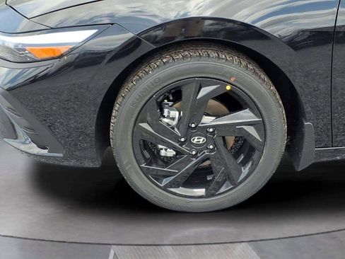 New 2026 Hyundai Elantra Sport FWD image 9