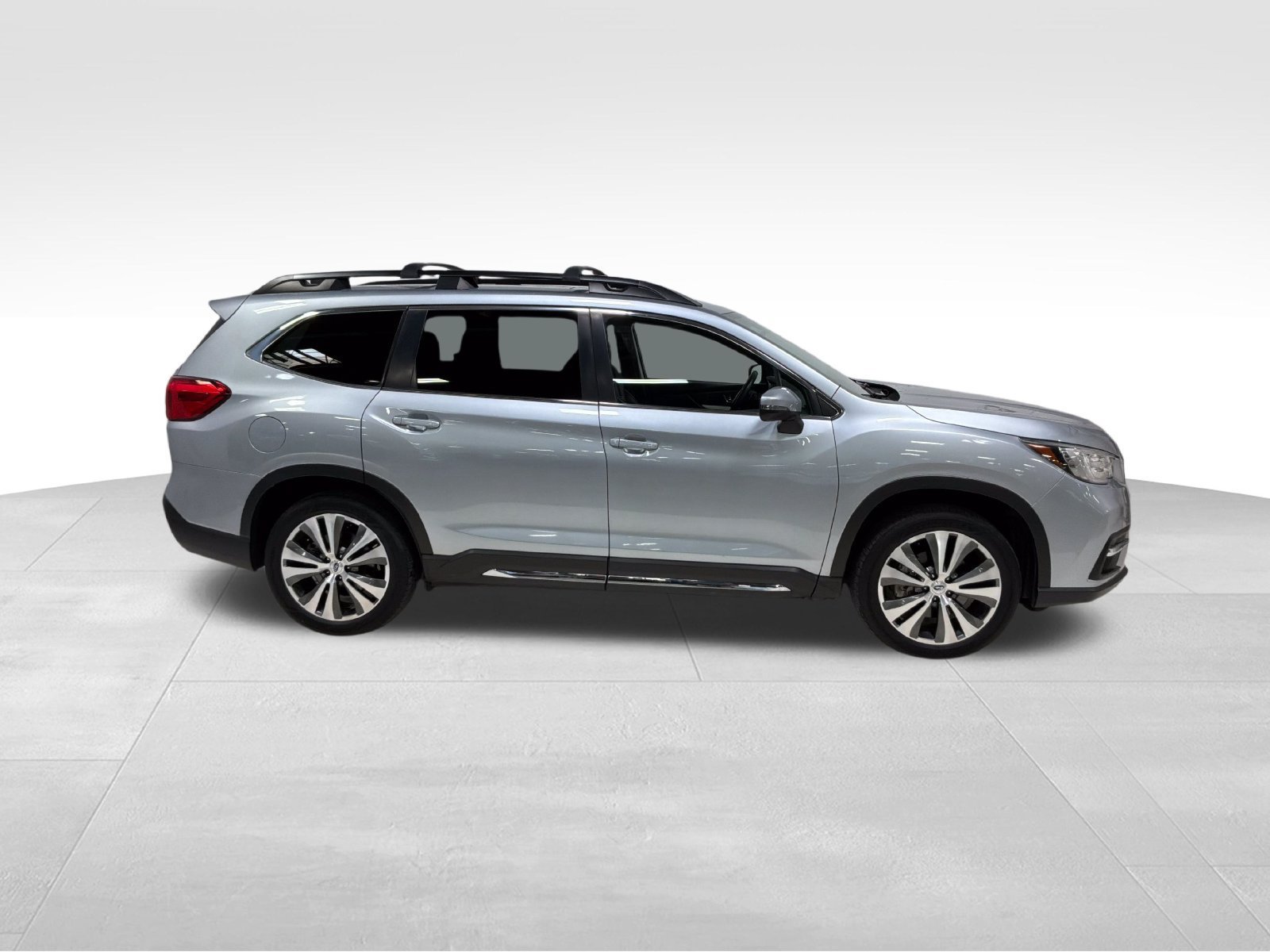 Used 2019 Subaru Ascent Limited AWD/4WD image 4
