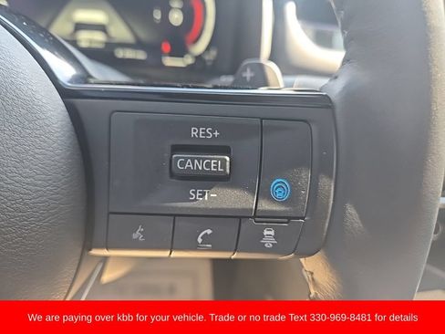 Used 2024 Nissan Rogue Platinum AWD/4WD image 17