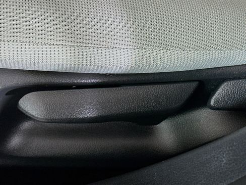 Used 2024 Toyota Corolla LE image 13