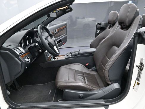 Used 2017 Mercedes-Benz E 400 Cabriolet image 13