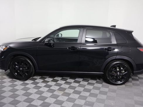 Certified 2025 Honda HR-V Sport image 5