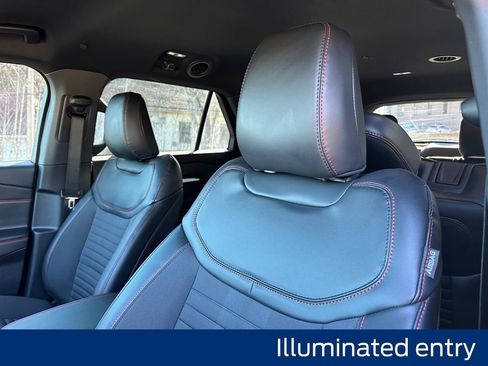 New 2026 Ford Explorer ST-Line w/ ST-Line Street Pack image 26