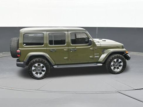 Used 2022 Jeep Wrangler Unlimited Sahara AWD/4WD image 65