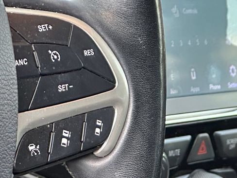 Used 2020 Jeep Grand Cherokee Summit w/ Platinum Series Group AWD/4WD image 24
