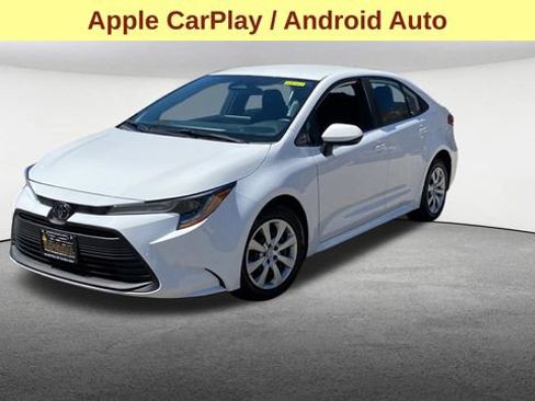Used 2025 Toyota Corolla LE FWD image 4