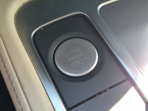 Used 2023 INFINITI QX60 Sensory AWD/4WD image 22