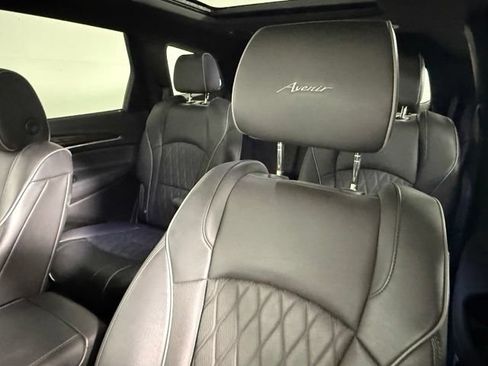 Used 2022 Buick Enclave Avenir FWD image 34