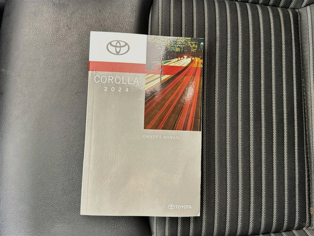 Used 2024 Toyota Corolla XSE FWD image 34