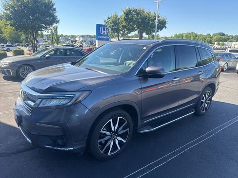 Used 2019 Honda Pilot Touring image 2