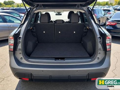 Used 2025 Nissan Kicks SV FWD image 16
