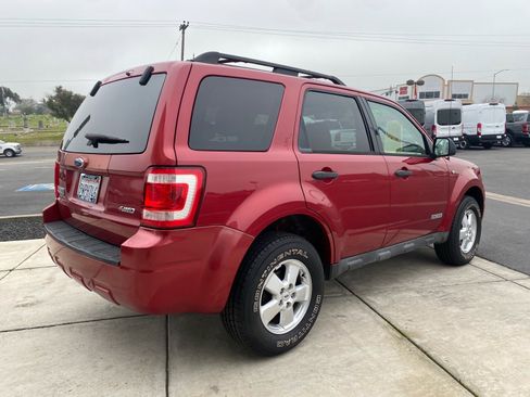 Used 2008 Ford Escape XLT image 10