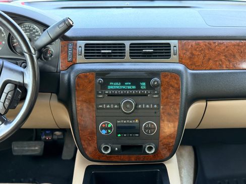 Used 2007 Chevrolet Avalanche LT w/ LT Preferred Equipment Group image 17