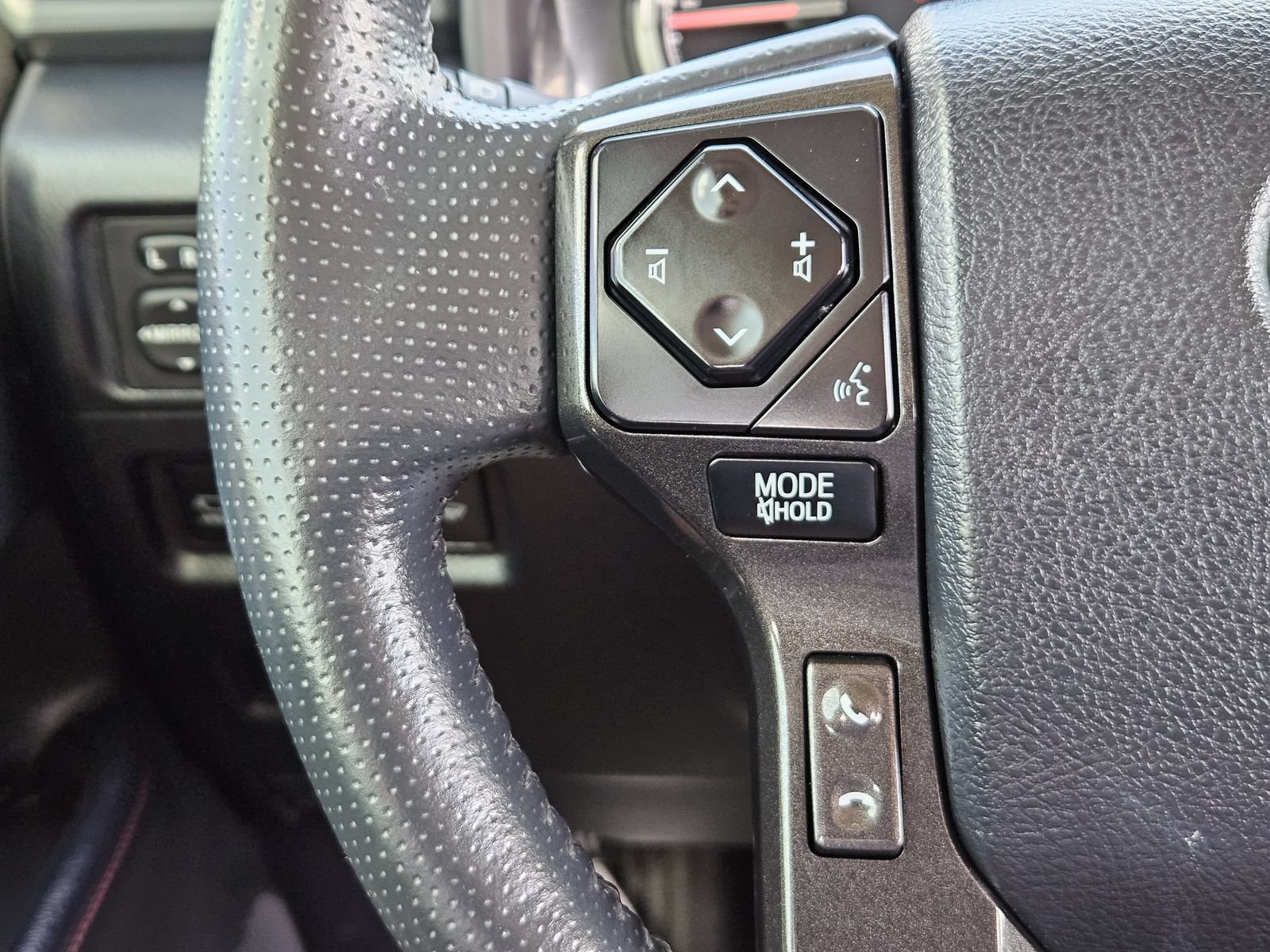 Used 2023 Toyota 4Runner TRD Off-Road Premium w/ Off Road Premium Plus Package AWD/4WD image 27