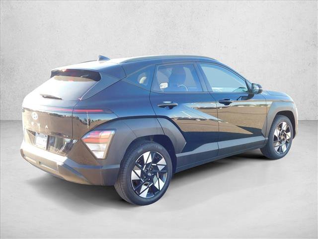 Used 2025 Hyundai Kona SEL FWD image 8