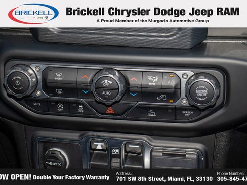 Used 2021 Jeep Wrangler Unlimited Sahara image 23