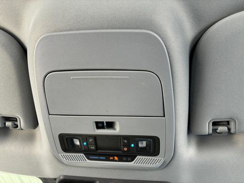 Used 2021 Ford F150 XLT w/ Equipment Group 302A High image 12