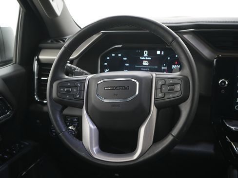Used 2022 GMC Sierra 1500 Denali w/ Technology Package AWD/4WD image 18
