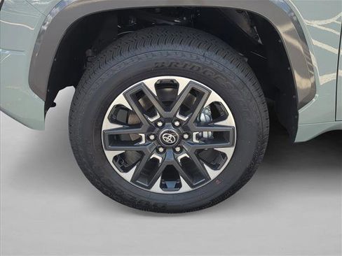 New 2026 Toyota Tundra Limited AWD/4WD image 10