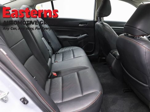Used 2025 Nissan Altima 2.5 SR w/ SR Premium Package FWD image 23